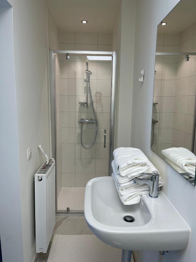 Mooie Kamer In Centrum Brugge Met Badkamer Exterior foto
