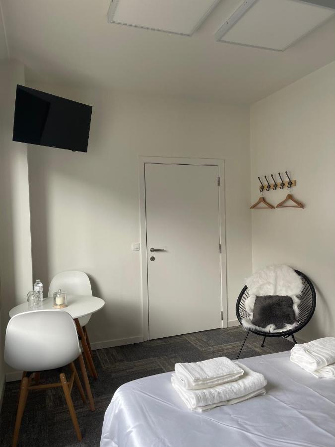 Mooie Kamer In Centrum Brugge Met Badkamer Exterior foto